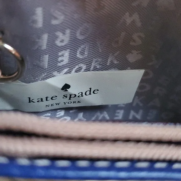 Kate Spade Wellesley Darla Wallet - Picture 5 of 14